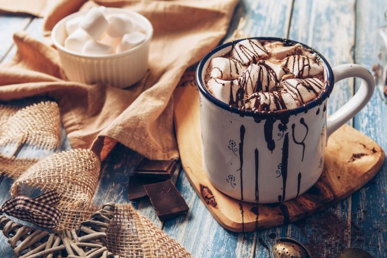 Caffeine in Chocolate vs Coffee: Energy, Health Effects, and Consumption Tips
