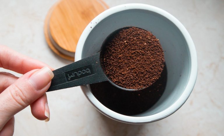 How Many Tablespoons of Whole Coffee Beans Per Cup: Perfect Measurement for Every Brew