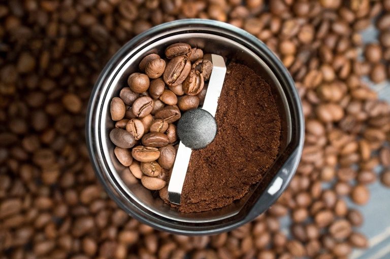 How to Grind Coffee Beans for the Perfect Brew: Expert Tips for Every Brewing Method