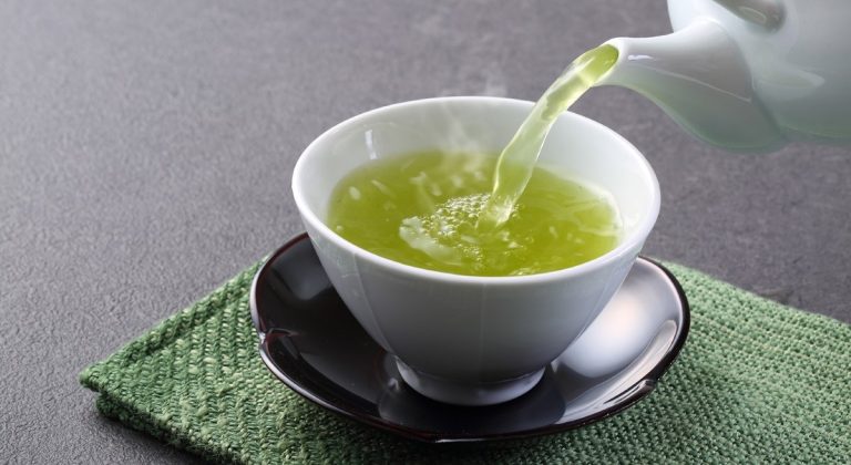 Does Matcha Make You Sleepy? Understanding Its Effects on Energy and Relaxation