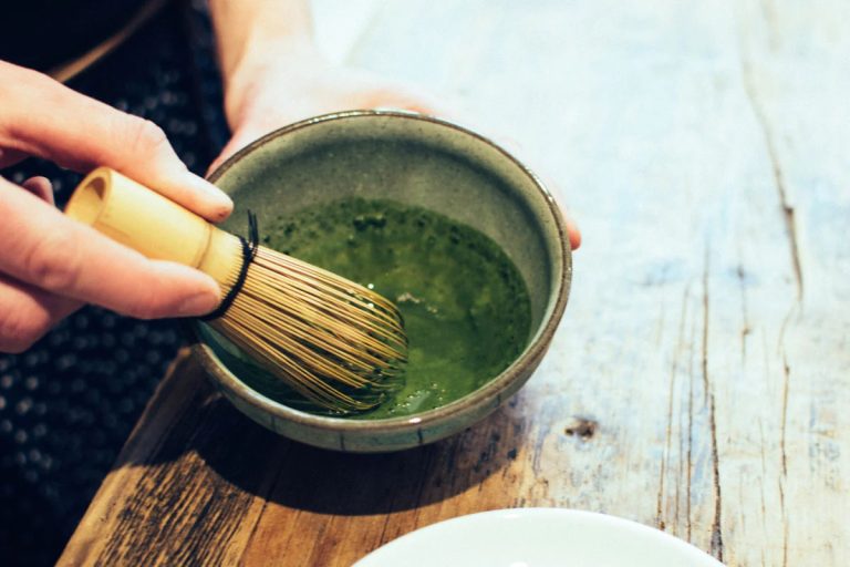 How to Brew Matcha Without a Traditional Whisk: Simple Tools, Smooth Results